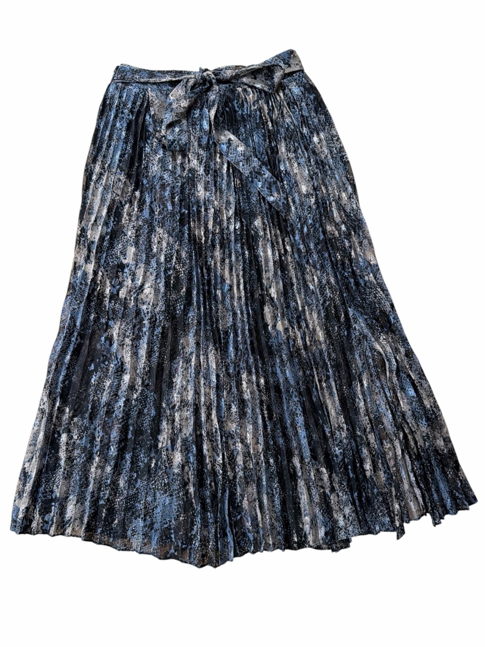 J.O.A Los Angeles Abstract Pleated Midi Skirt with Waist Tie